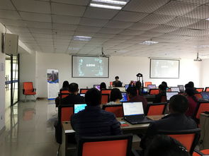 電子商務(wù)技術(shù)服務(wù)團(tuán)隊(duì)送教下鄉(xiāng) 助力鄉(xiāng)村振興戰(zhàn)略實(shí)施